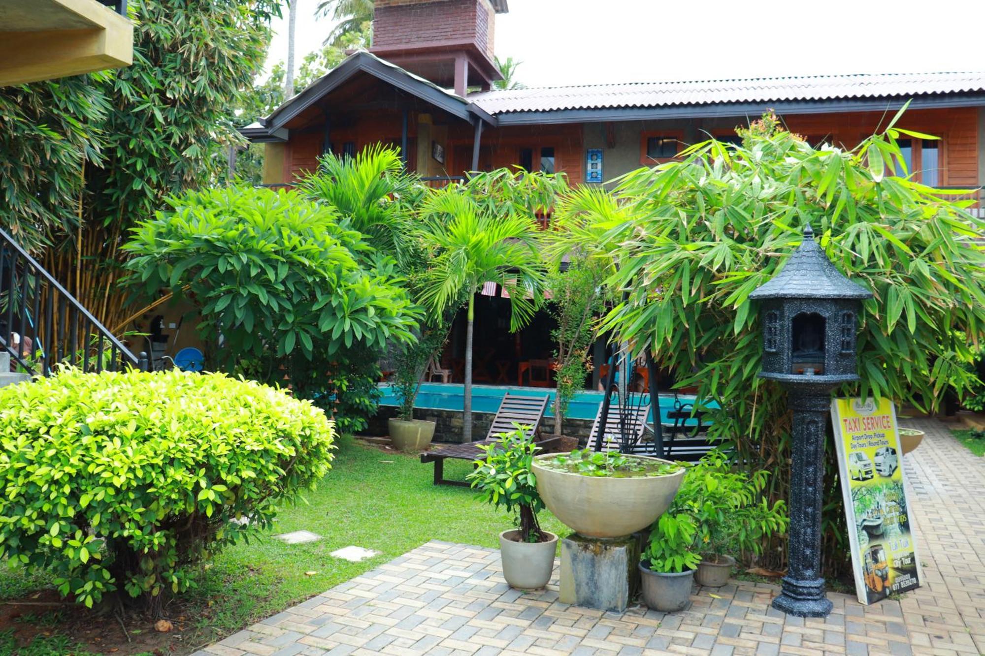 Negombo The Nature Villa And Cabanas Екстериор снимка