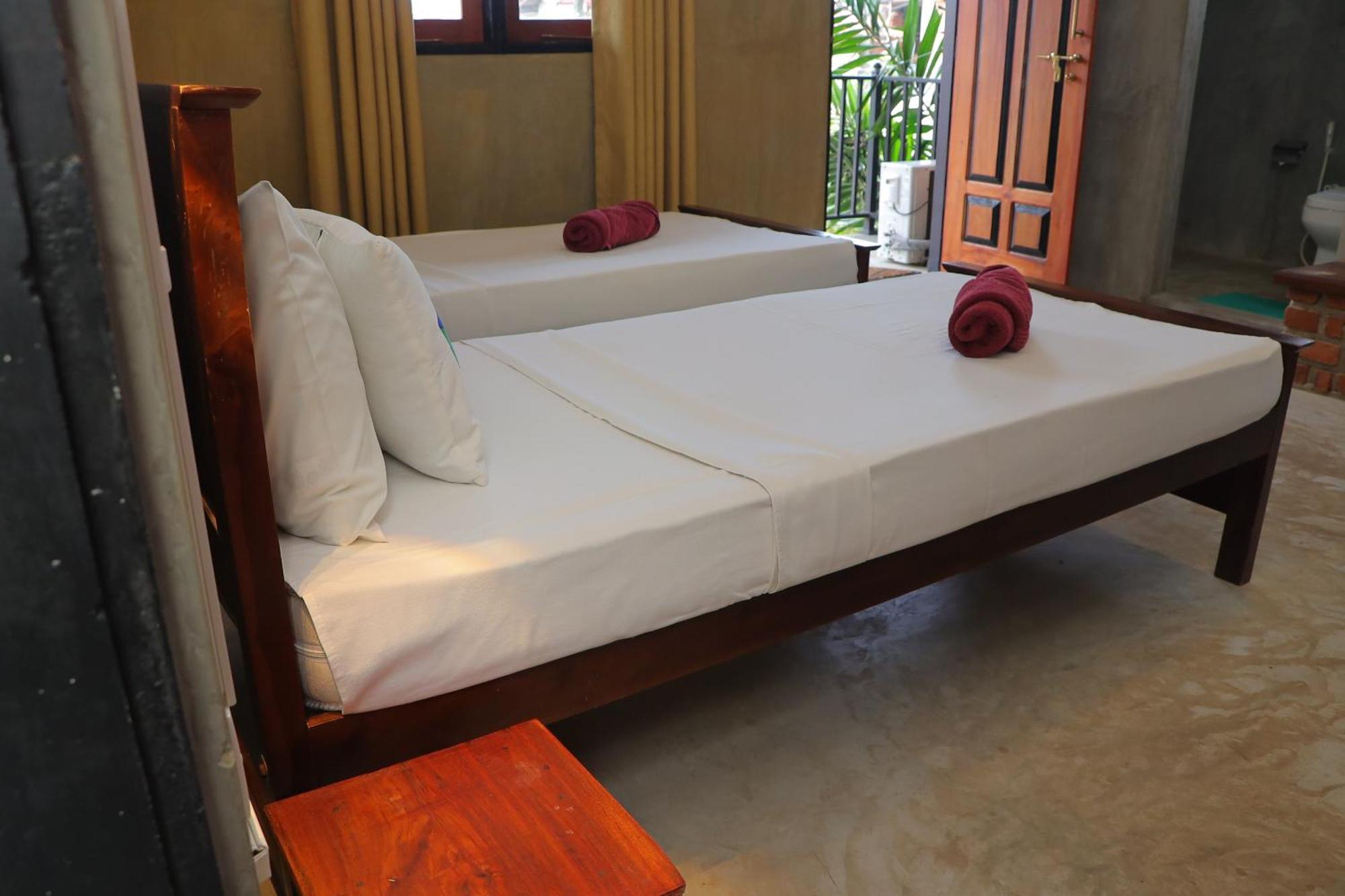 Negombo The Nature Villa And Cabanas Екстериор снимка