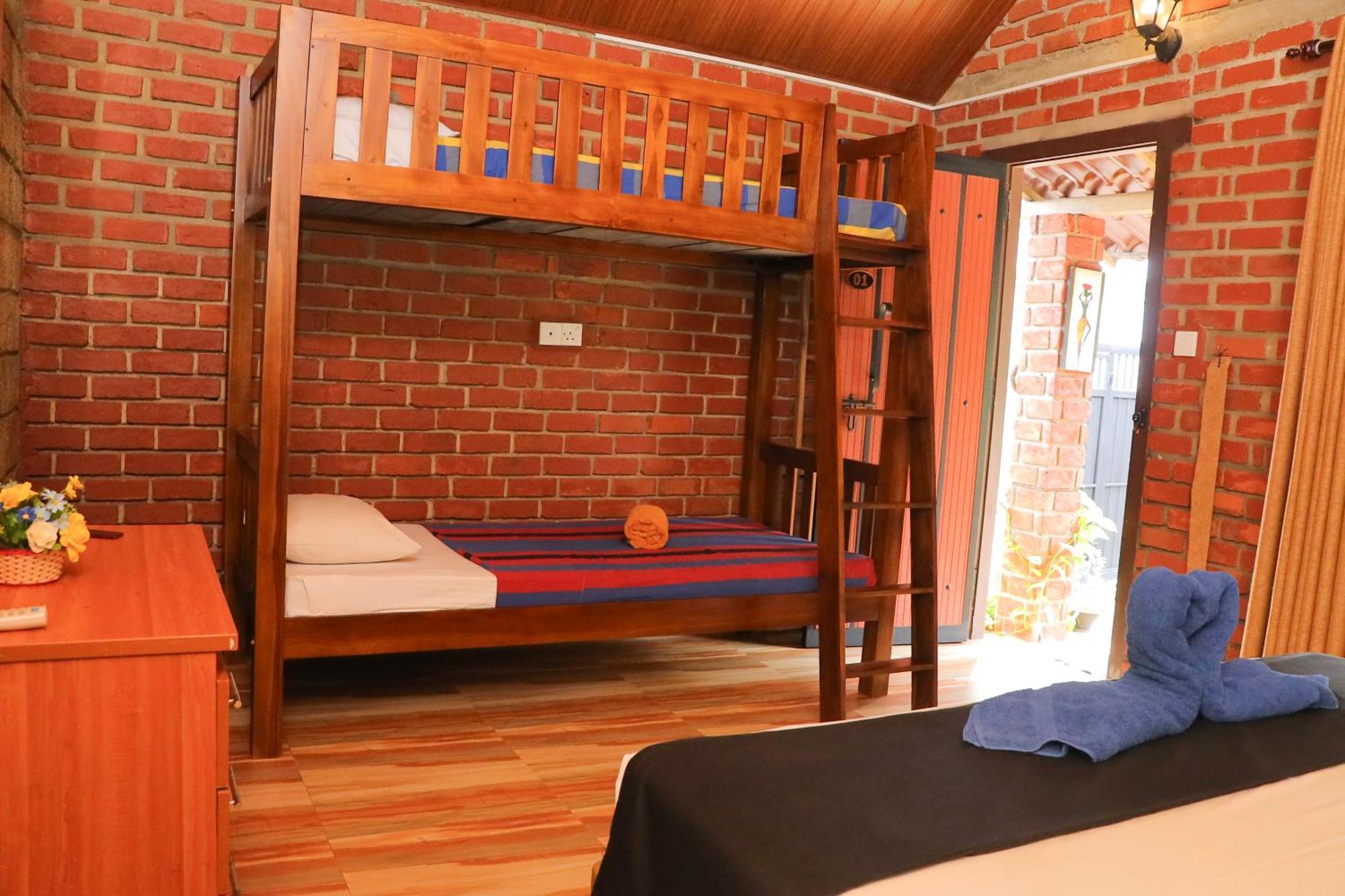 Negombo The Nature Villa And Cabanas Екстериор снимка